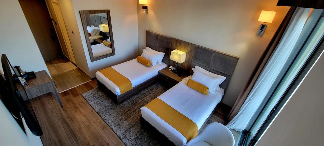 Th Bonroyal Hotel Addis Ababa Exterior photo